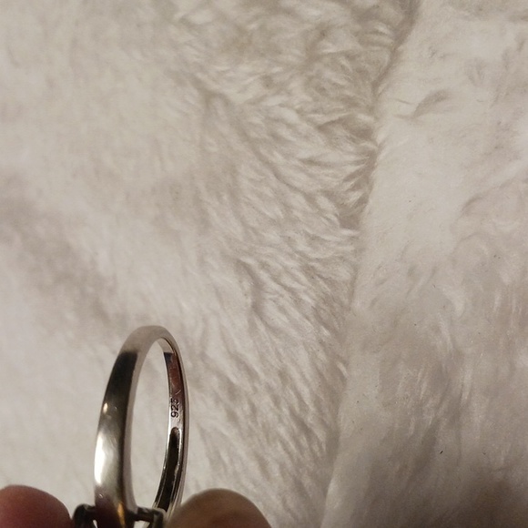 925 Silver with Pink Stone Cocktail Ring. SZ 8 - Picture 5 of 7